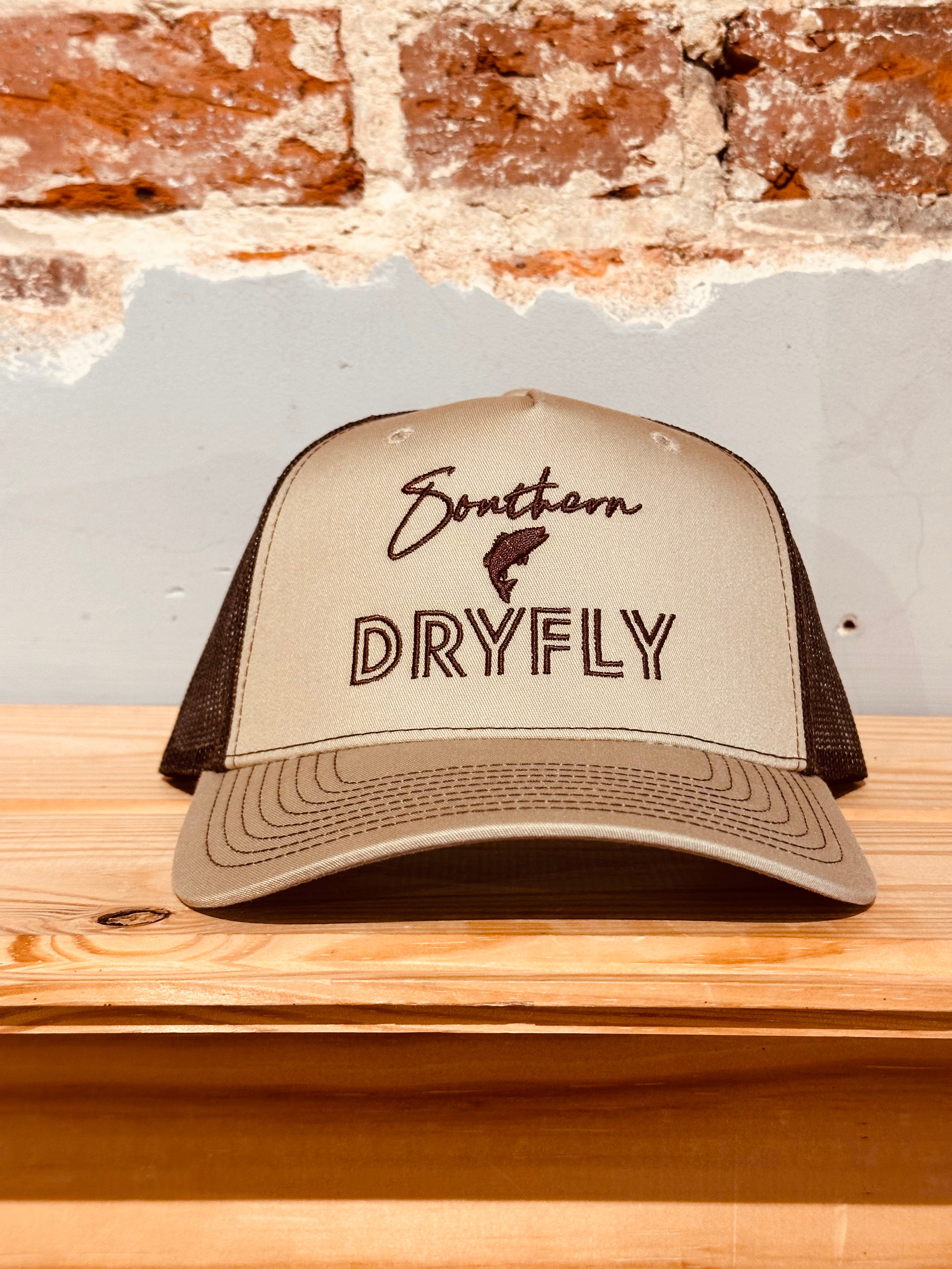 Southern Dry Fly Smallmouth logo Richardson 112