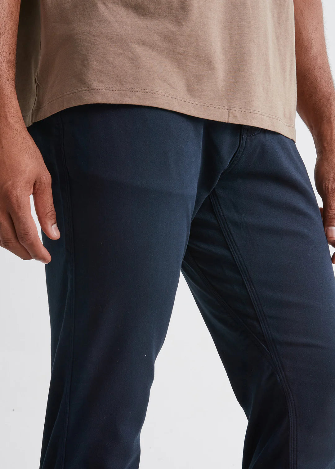 DUER No Sweat Relaxed Taper