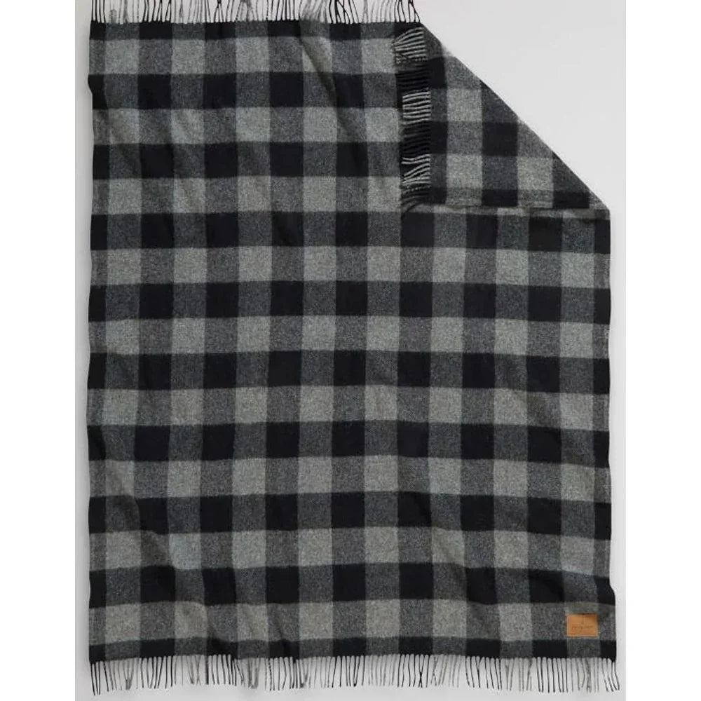 Pendleton Earth Robe Pendleton Motor Robe with Leather Carrier – The Southern Outfitter