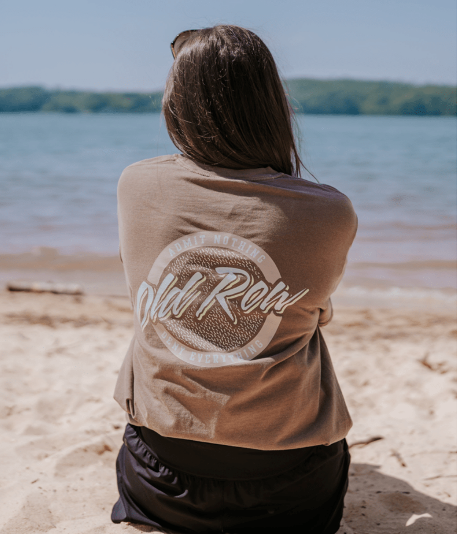 Old Row Circle Pocket Tee