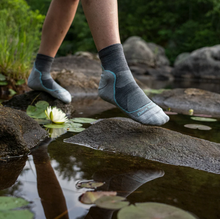 Darn Tough Women's Light Hiker Quarter Lightweight Hiking Socks