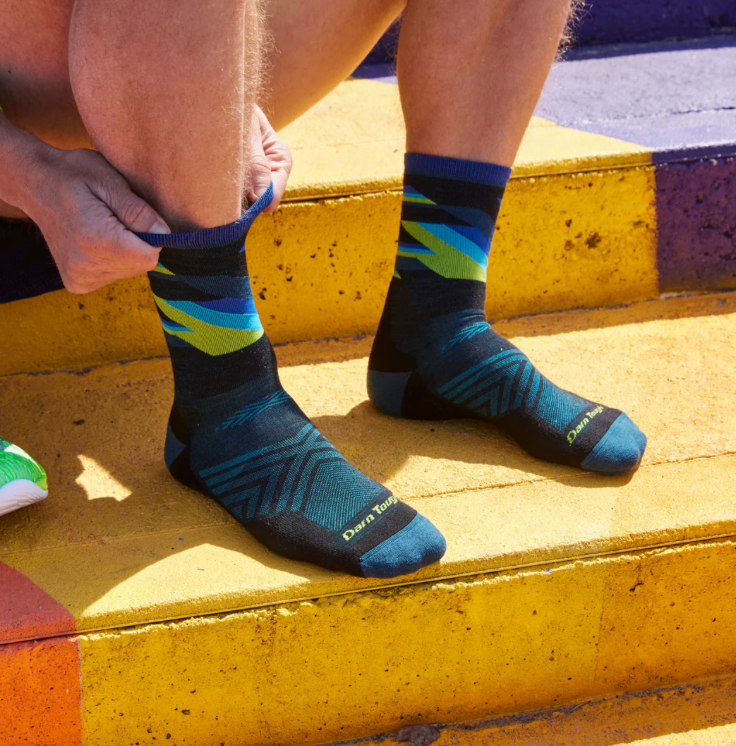 Darn Tough Men's Bolt Micro Crew Ultra-Lightweight Running Socks