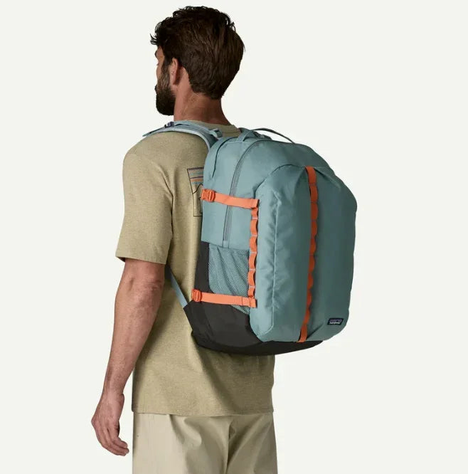 Patagonia Refugio Daypack 32L