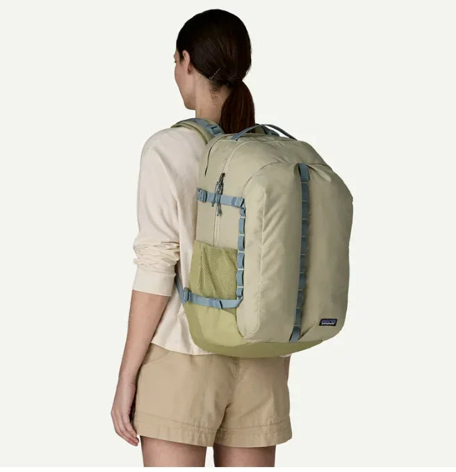 Patagonia Refugio Daypack 32L