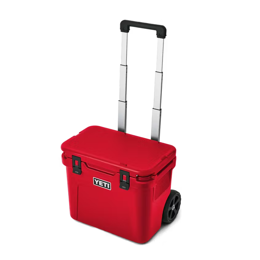 Yeti Roadie Wheeled Cooler 32